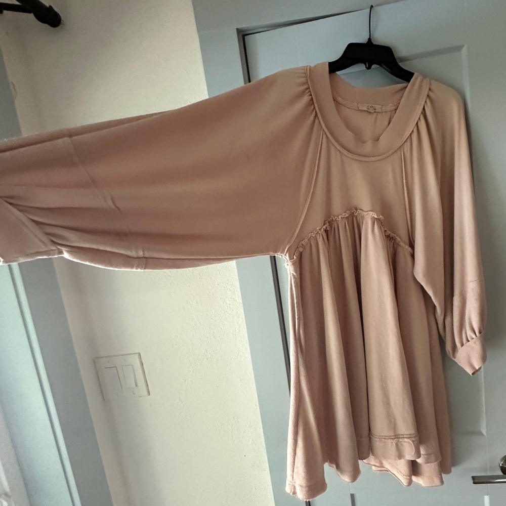 Chelsea and Violet light pink dress.
